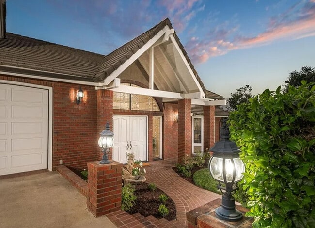 1187 Edinburgh Rd in San Dimas, CA - Building Photo - Building Photo