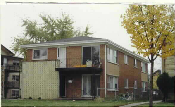 529 Green Oaks Ct in Addison, IL - Building Photo