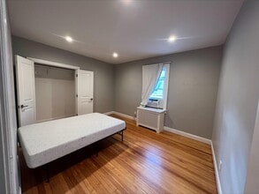 44 Avenue A in Port Washington, NY - Building Photo - Building Photo