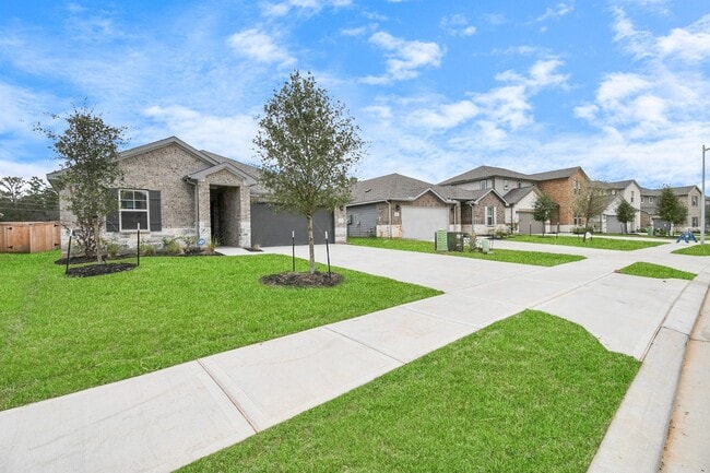 1535 King Rnch Rd in Conroe, TX - Building Photo - Building Photo