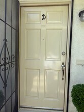 421 E Cedar Ave in Burbank, CA - Building Photo - Building Photo