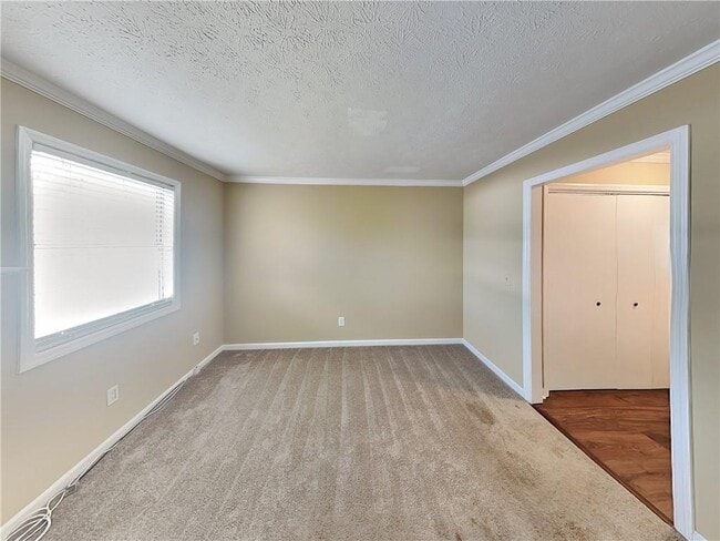 1569 Paces Ferry N Dr SE in Smyrna, GA - Building Photo - Building Photo