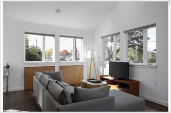 2811 N York St in Denver, CO - Building Photo - Building Photo