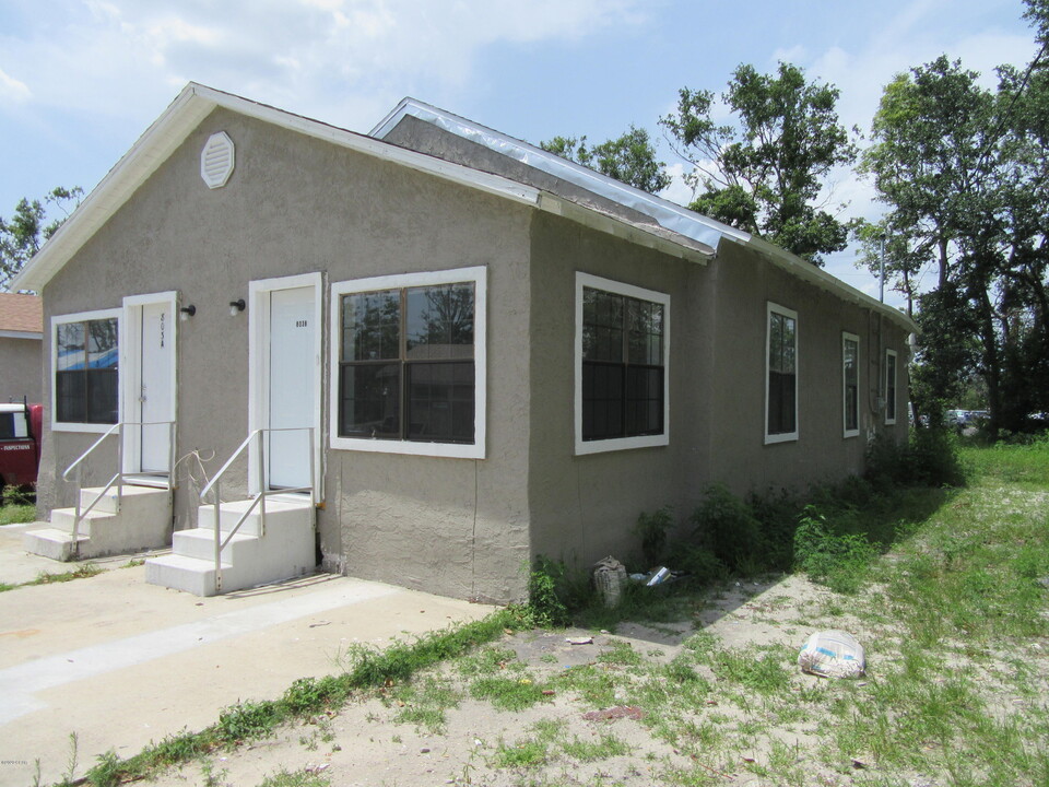 803 E 10th Ct in Panama City, FL - Building Photo