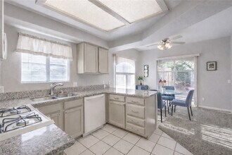 508 Indian Princess Dr in Las Vegas, NV - Building Photo - Building Photo