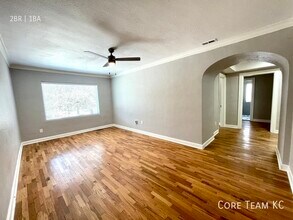 1114 W 45th St in Kansas City, MO - Building Photo - Building Photo