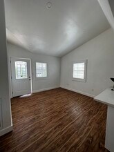 824 Glenway Dr in Inglewood, CA - Building Photo - Building Photo