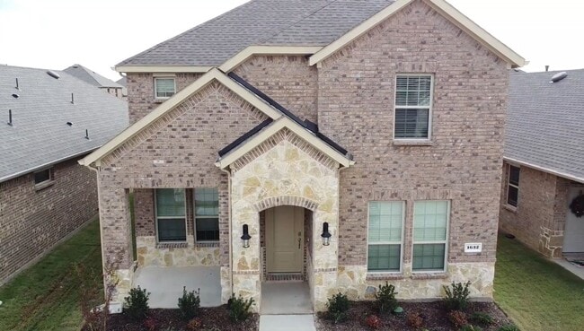 property at 1632 Blakely Pl