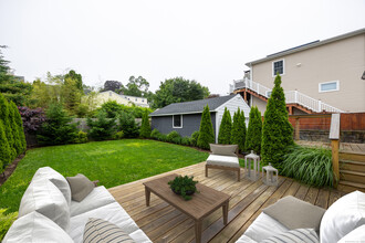 13 Nelson St in Stamford, CT - Building Photo - Building Photo