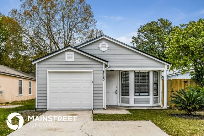 property at 5123 Somerton Ct
