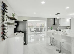 400 NW 20th St in Wilton Manors, FL - Building Photo - Building Photo