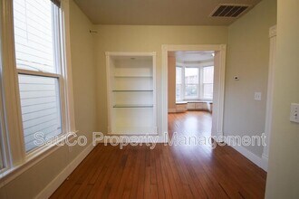 2065 SW Park Ave in Portland, OR - Building Photo - Building Photo