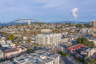 The Heights in Vancouver, BC - Building Photo - Building Photo