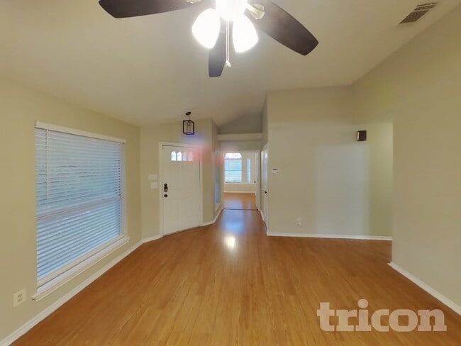 1424 Savannah St, Unit 1736-07 in Mesquite, TX - Building Photo - Building Photo