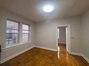 328 61st St, Unit B1 in West New York, NJ - Building Photo - Building Photo