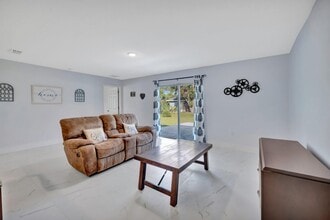 3189 SW Curcuma St in Port St. Lucie, FL - Building Photo - Building Photo