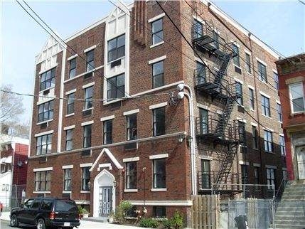 18-20 Park St in Jersey City, NJ - Building Photo - Building Photo