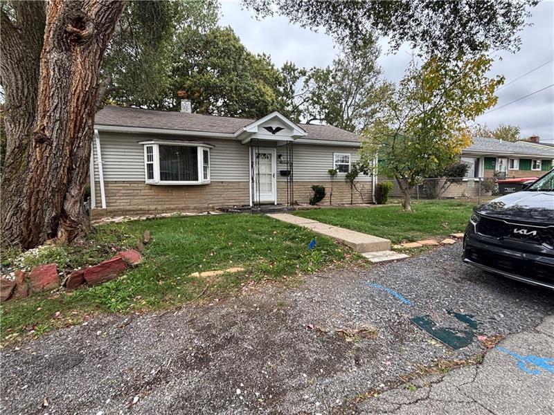 1808 16th Ave in Beaver Falls, PA - Building Photo