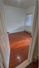 52-12 72nd Pl in Queens, NY - Building Photo - Building Photo