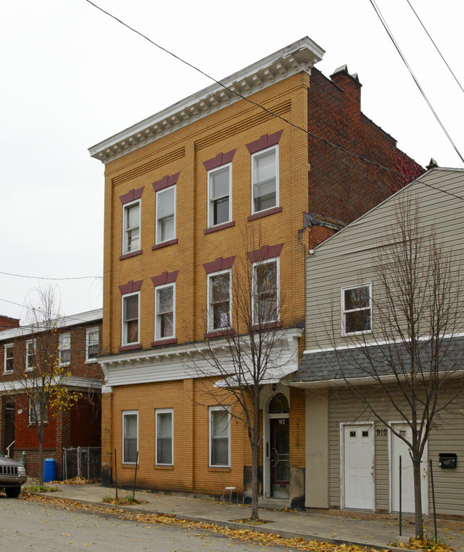 912 Portland St in Pittsburgh, PA - Building Photo - Building Photo