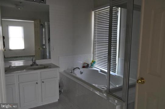 344 Hart Mews
