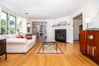 32 Palisade Dr in Rye, NY - Building Photo - Building Photo