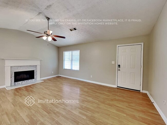 785 Peeksville Rd in Locust Grove, GA - Building Photo - Building Photo