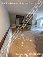 8 Acton Ct in Greenville, NH - Foto de edificio - Building Photo