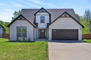 1071 Barnhill Rd in Clarksville, TN - Building Photo