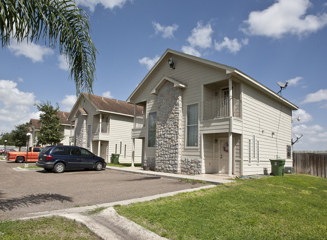 1020 Jessie St in Weslaco, TX - Building Photo - Building Photo