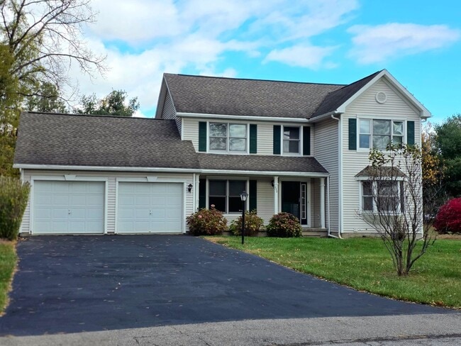 220 Concord Hill Dr in Altamont, NY - Building Photo - Building Photo