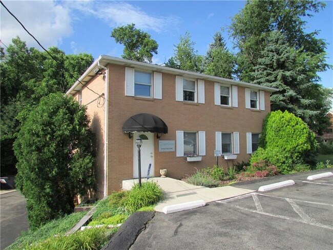 125 Rock Run Rd in Elizabeth, PA - Building Photo - Building Photo