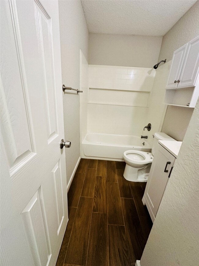 property at 1740 W 9th St