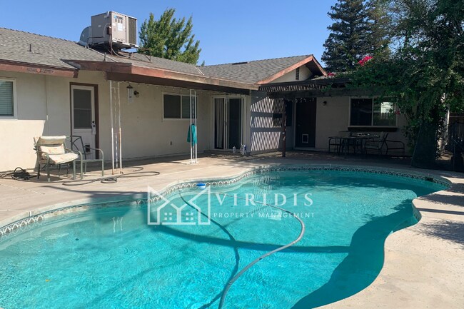 5901 Kleinpell Ave in Bakersfield, CA - Building Photo - Building Photo