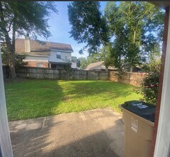8251 Magnolia Village Dr N in Mobile, AL - Building Photo - Building Photo