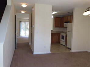 475 Gardners Ln in Bluffton, SC - Foto de edificio - Building Photo