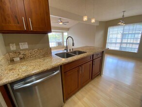 594 Mananai Pl in Honolulu, HI - Building Photo - Building Photo