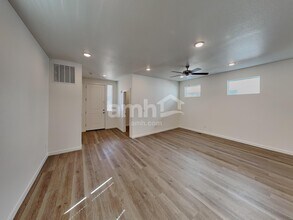 23532 E 3rd Pl in Aurora, CO - Building Photo - Building Photo