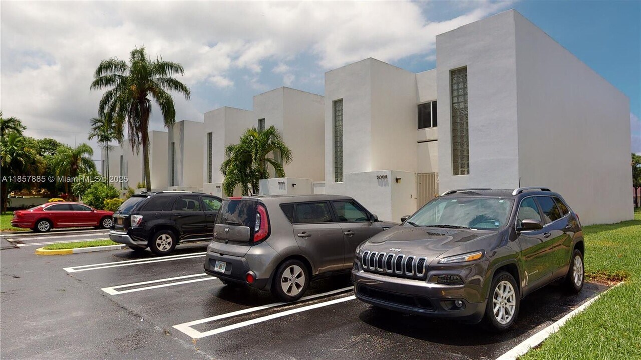 5150 Elmhurst Rd in West Palm Beach, FL - Building Photo