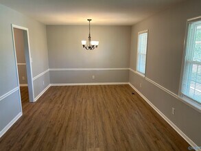 9802 Dolphin Dr in Huntsville, AL - Building Photo - Building Photo