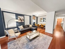 111-23 N 15th St in Philadelphia, PA - Building Photo