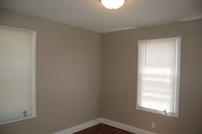 property at 224 S Governor St