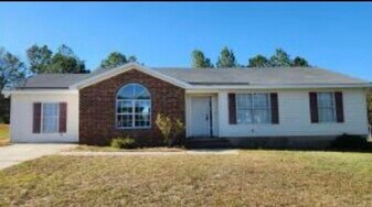 146 Muirfield Ct in Grovetown, GA - Building Photo