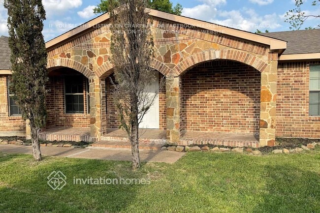1306 Delmar Dr in Garland, TX - Building Photo - Building Photo