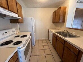 4501 Mistletoe Dr in Wichita Falls, TX - Building Photo - Building Photo