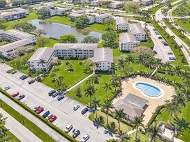 257 Fanshaw G in Boca Raton, FL - Building Photo
