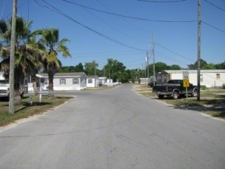 Isle of View Mobile Home Park in Panama City Beach, FL - Foto de edificio