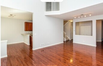 10S449 Carrington Cir in Burr Ridge, IL - Building Photo - Building Photo