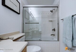 1305 W 7th Ave in Anchorage, AK - Building Photo - Building Photo