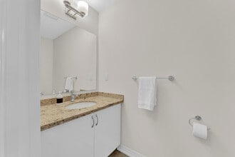 653 Colborne St, Unit SI ID1504440P in Brantford, ON - Building Photo - Building Photo